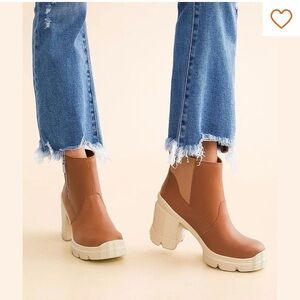 Sorel Tan Ankle Boots with block heel for Women